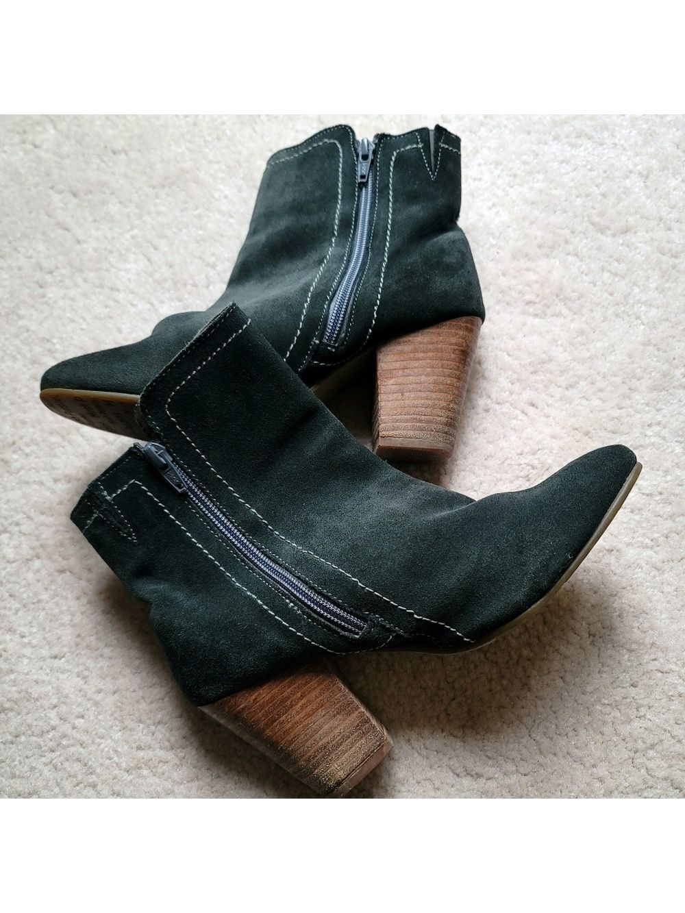 Hush Puppies Daisee Billie Suede Booties Size 7 M